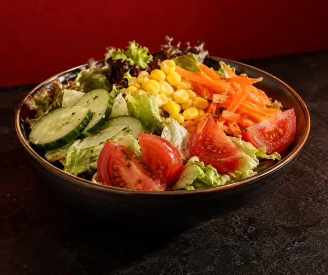 Illustratives Produktfoto: kleiner gemischter Salat